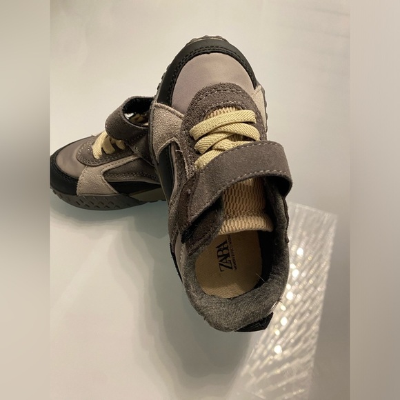 NWOT Zara sneakers size 6.5 - Picture 4 of 6